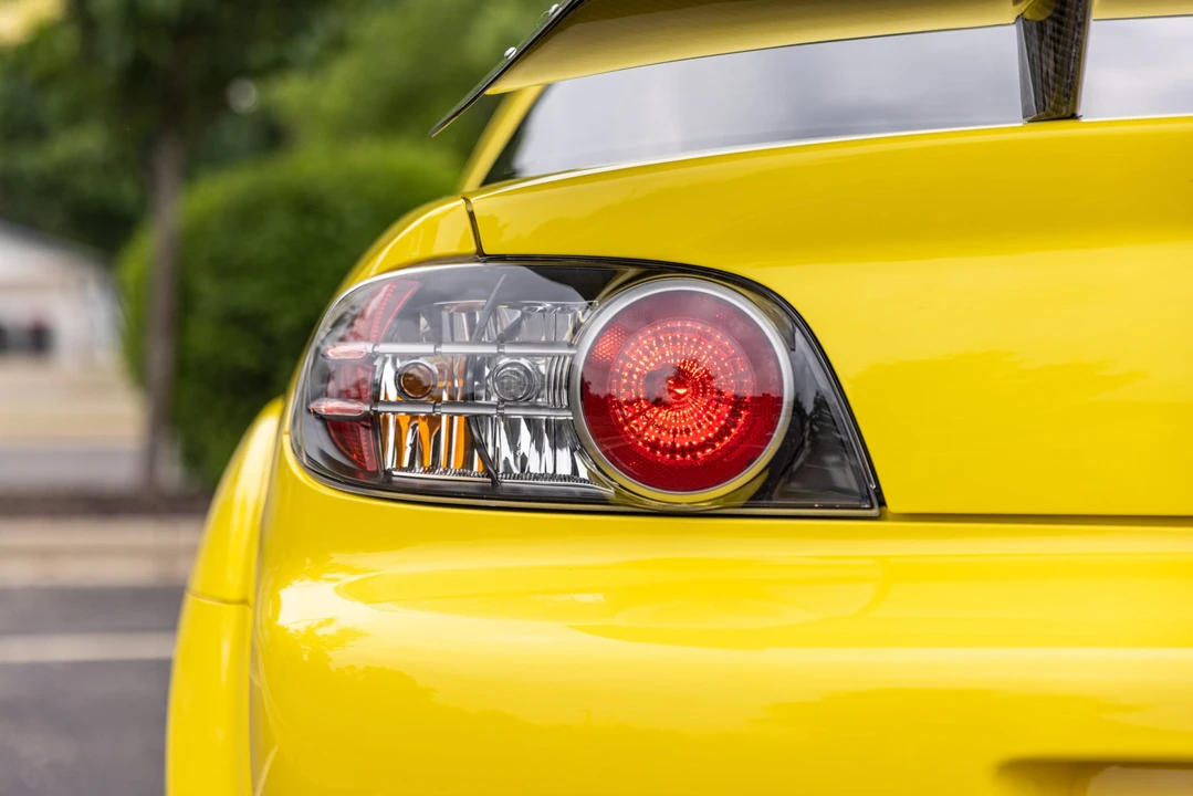 2004 Mazda RX-8 1st Gen - Image 16 of 31