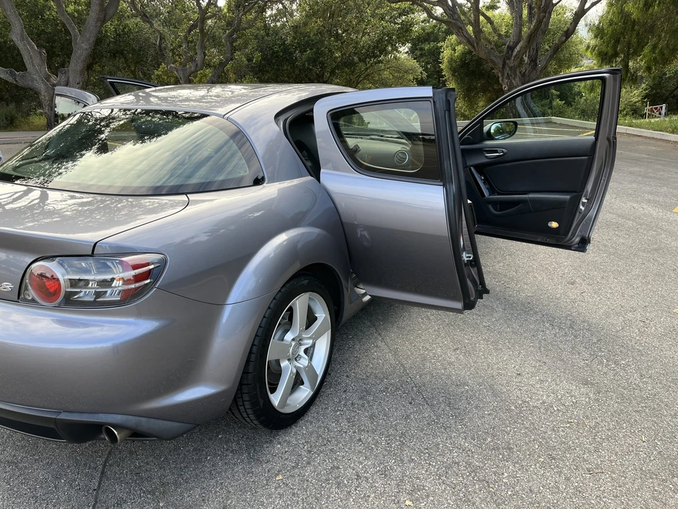 2004 Mazda RX-8 1st Gen - Image 25 of 31