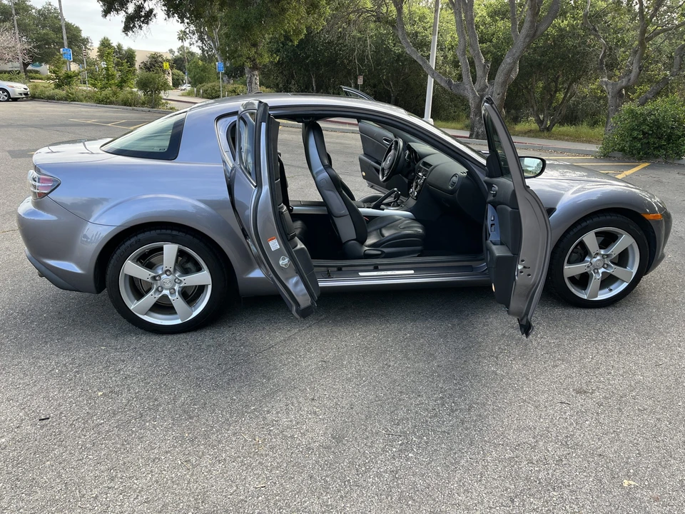 2004 Mazda RX-8 1st Gen - Image 21 of 31