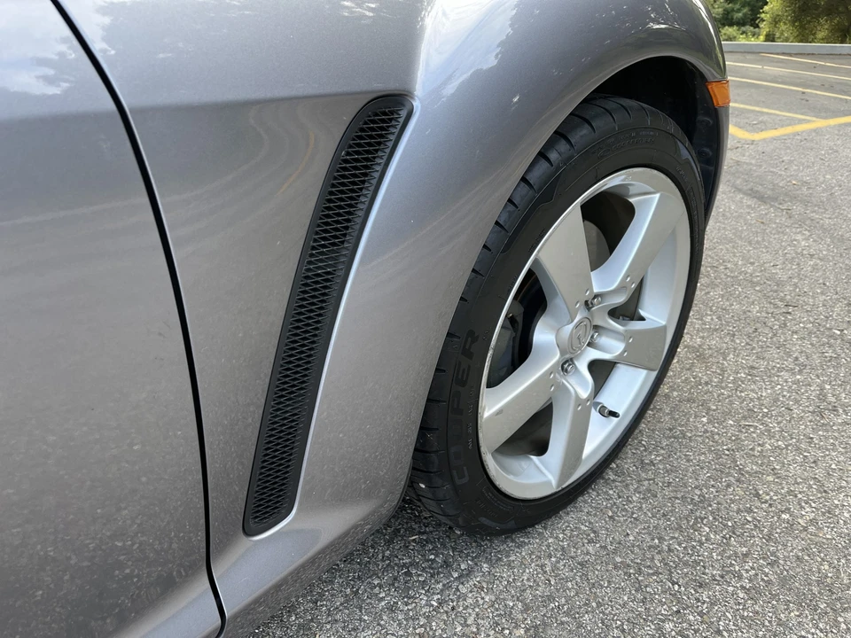 2004 Mazda RX-8 1st Gen - Image 26 of 31
