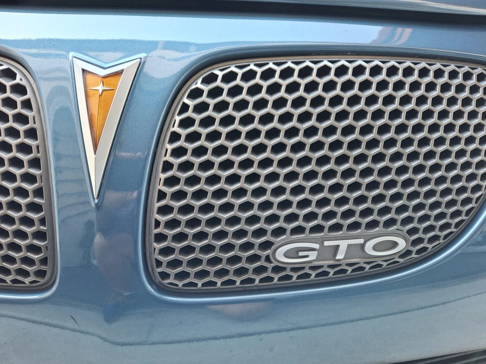 2004 Pontiac GTO 4th Gen - Image 12 of 31