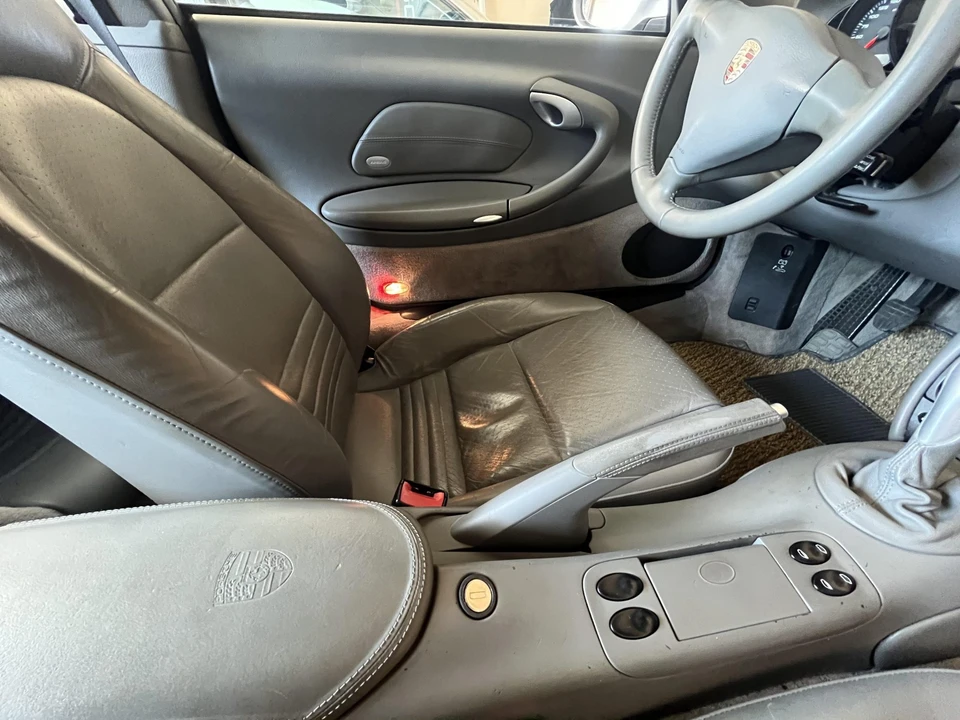 2004 Porsche 996 Carrera - Image 30 of 31