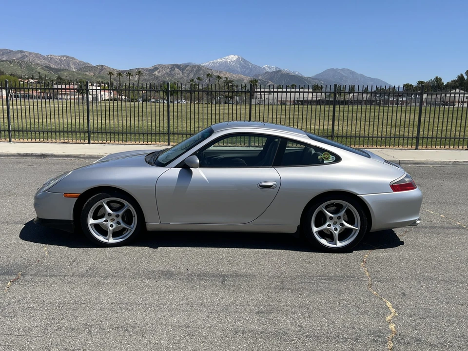2004 Porsche 996 Carrera - Image 9 of 31