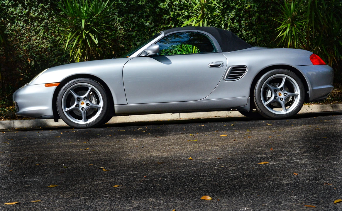 2004 Porsche 986 Boxster S - Image 15 of 31