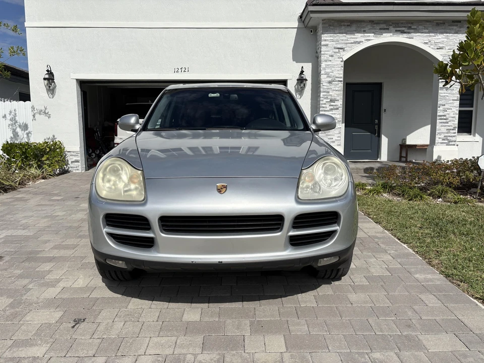 2004 Porsche 955/957 Cayenne S - Image 3 of 31