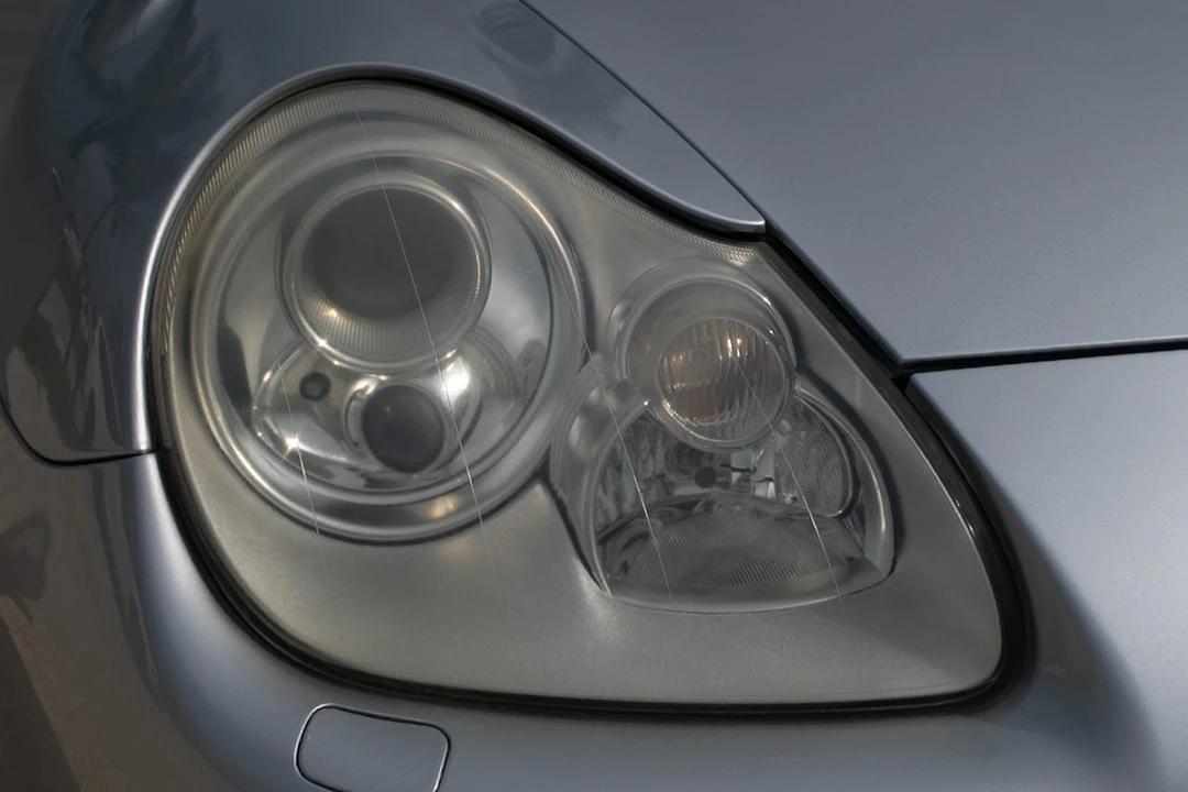 2004 Porsche 955/957 Cayenne S - Image 13 of 31