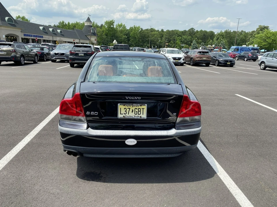 2004 Volvo S60 R 1st Gen - Image 15 of 31