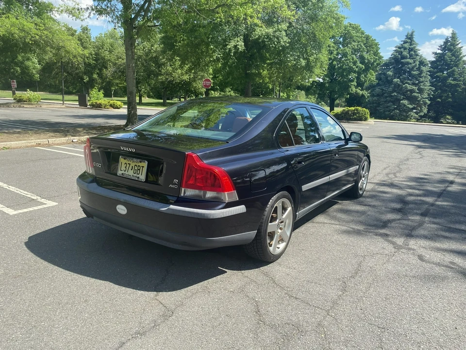 2004 Volvo S60 R 1st Gen - Image 14 of 31