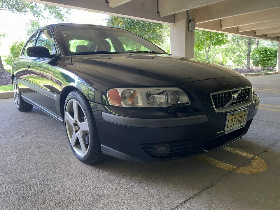 2004 Volvo S60 R 1st Gen - Image 5 of 31