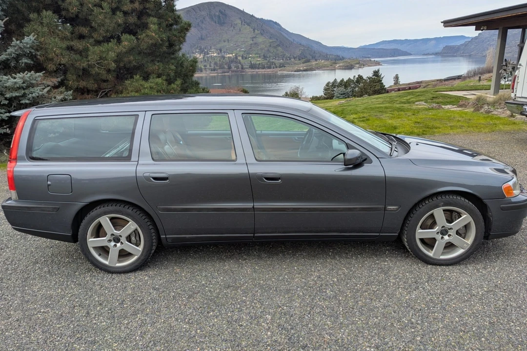 2004 Volvo V70 R 2nd Gen - Image 3 of 9