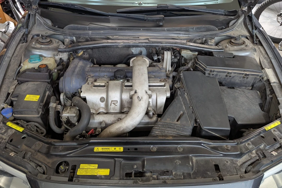 2004 Volvo V70 R 2nd Gen - Image 6 of 9