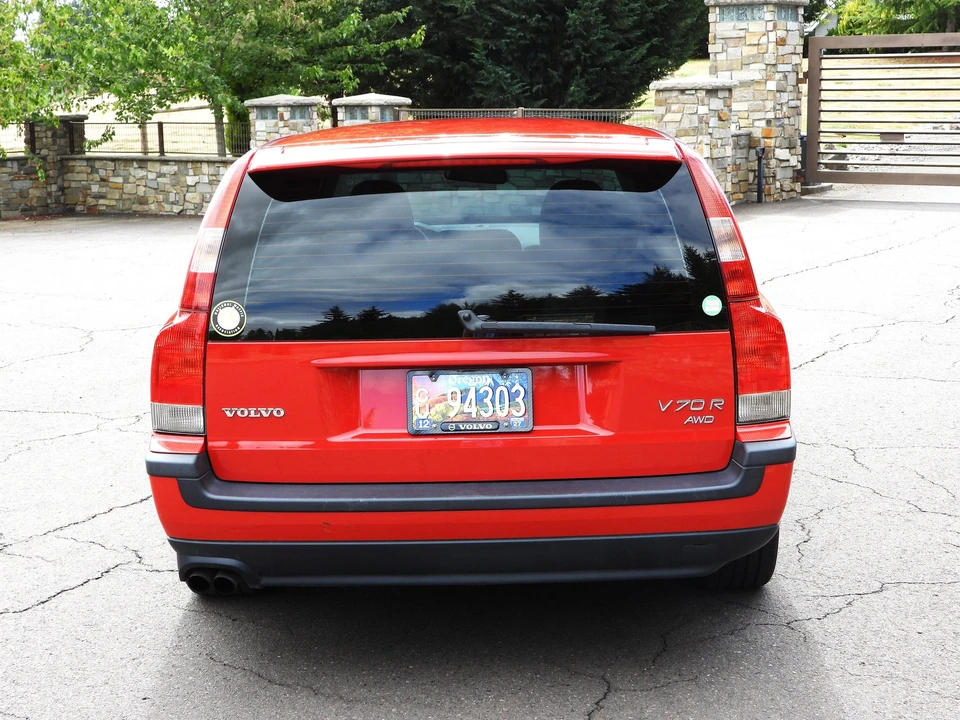 2004 Volvo V70 R 2nd Gen - Image 7 of 31