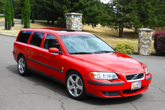 2004 Volvo V70R 6-Speed