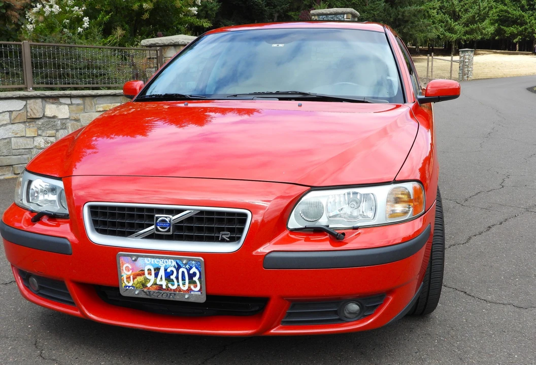 2004 Volvo V70 R 2nd Gen - Image 12 of 31