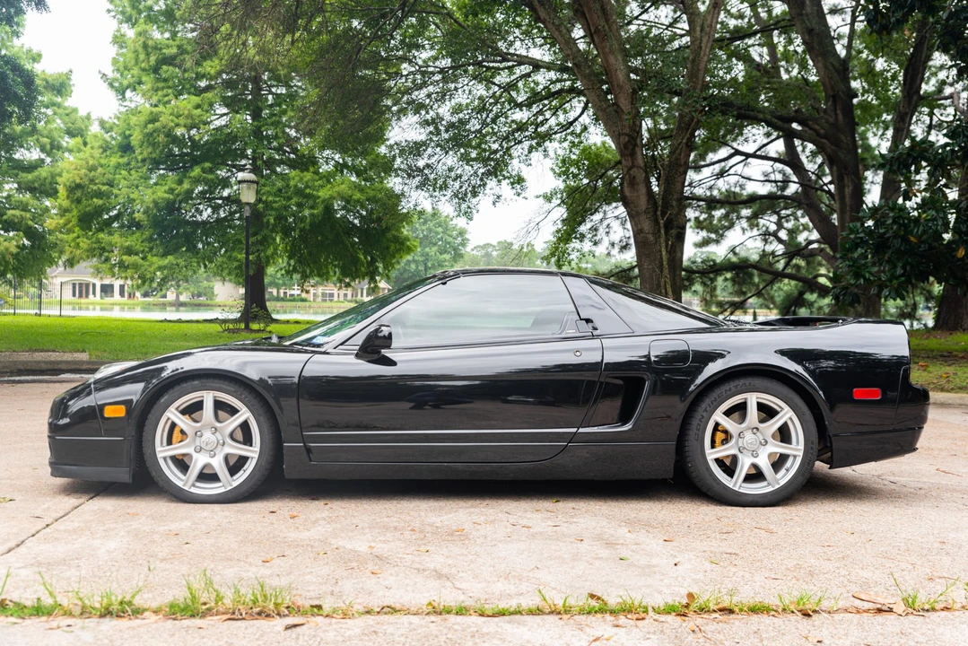 2005 Acura NA2 NSX - Image 2 of 31