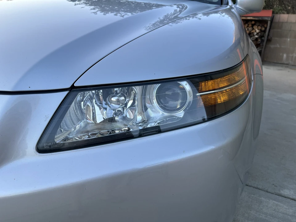 2005 Acura TL 3rd Gen - Image 23 of 31