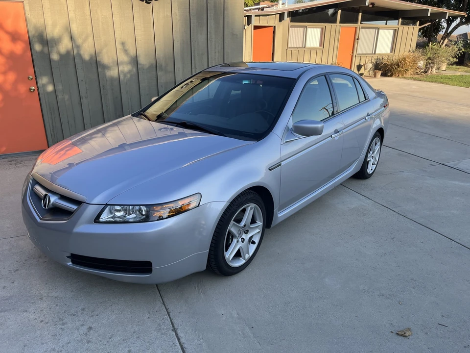 2005 Acura TL 3rd Gen - Image 2 of 31