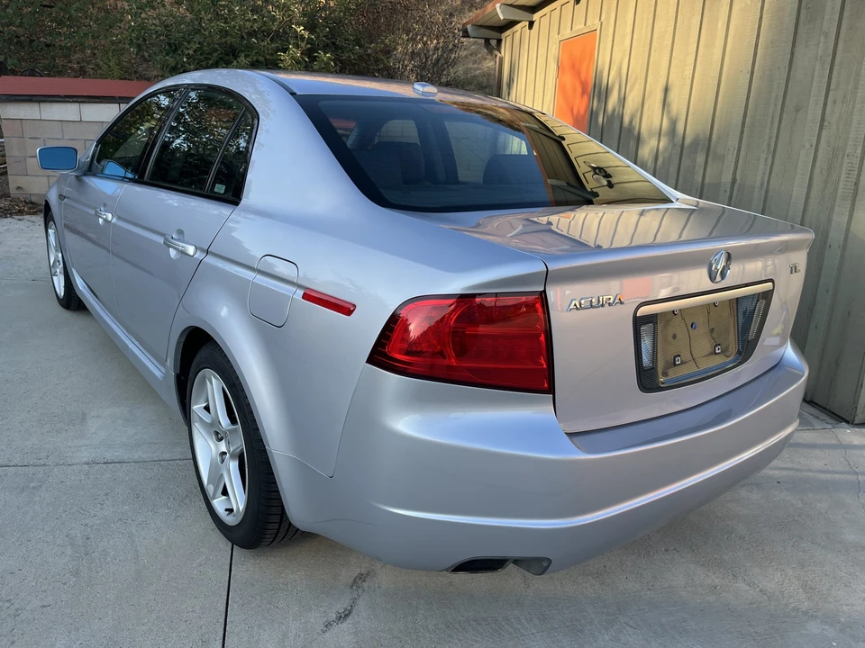 2005 Acura TL 3rd Gen - Image 6 of 31