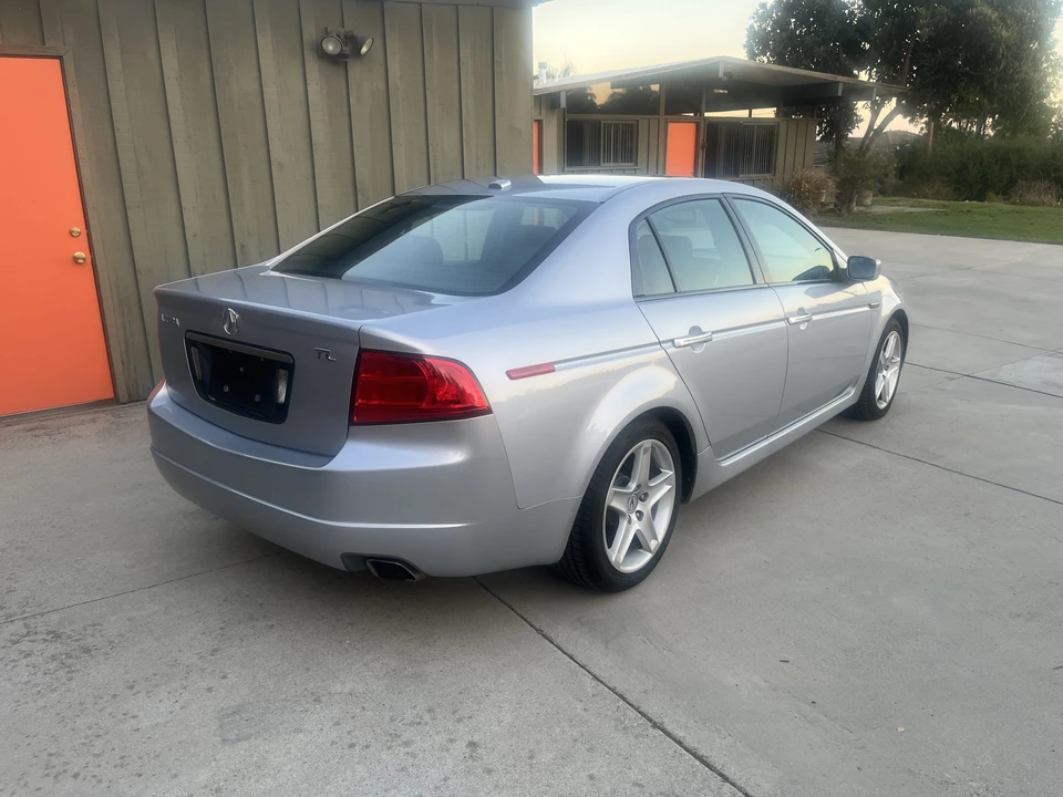 2005 Acura TL 3rd Gen - Image 12 of 31