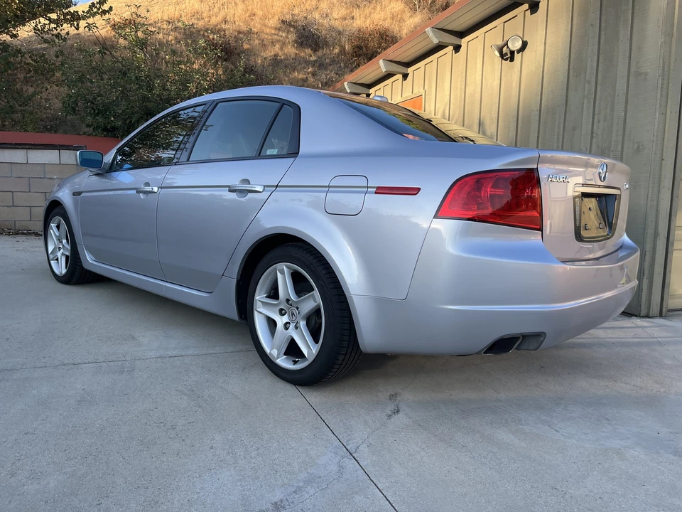 2005 Acura TL 3rd Gen - Image 5 of 31