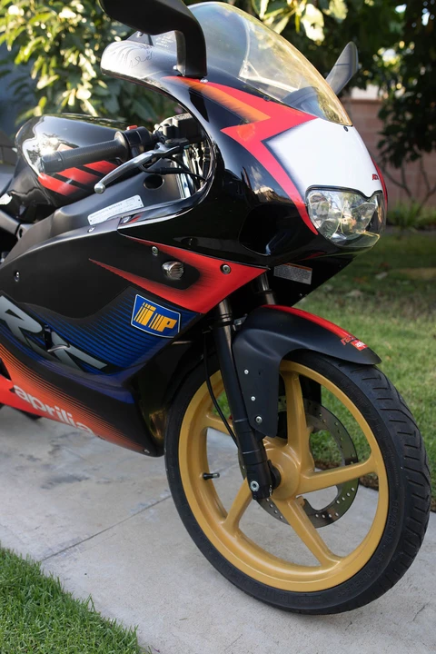 2005 Aprilia - Image 19 of 31