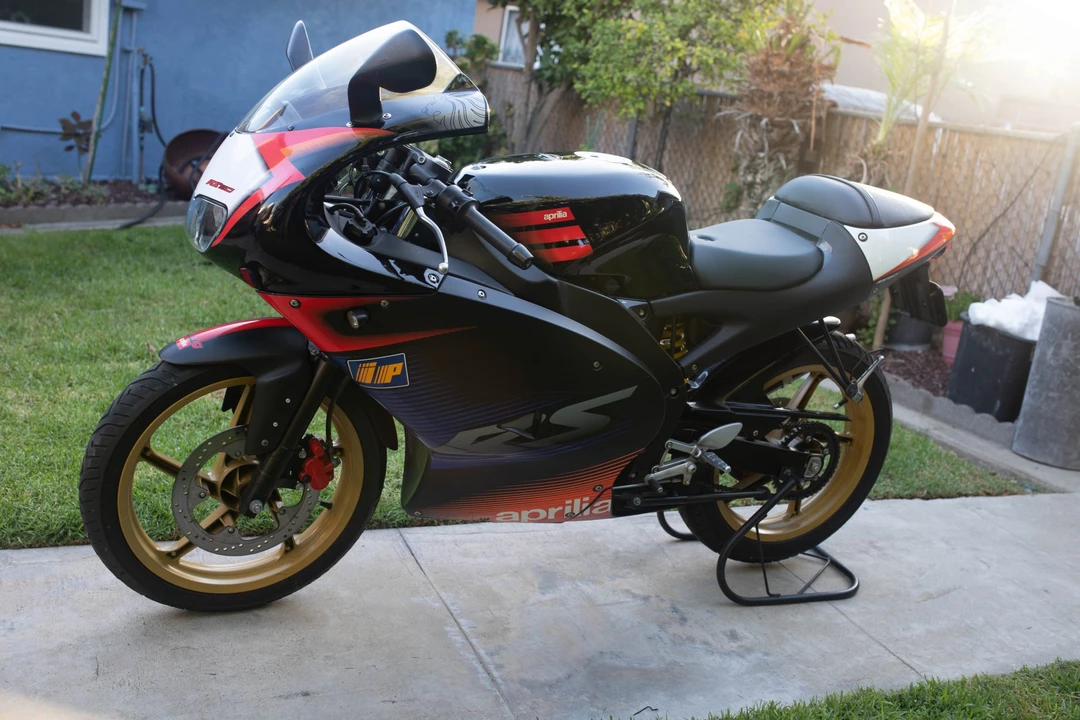 2005 Aprilia - Image 2 of 31