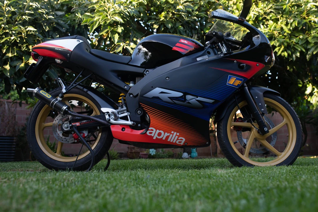 2005 Aprilia - Image 7 of 31