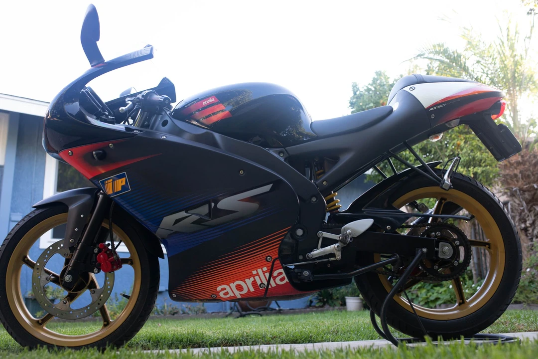 2005 Aprilia - Image 12 of 31