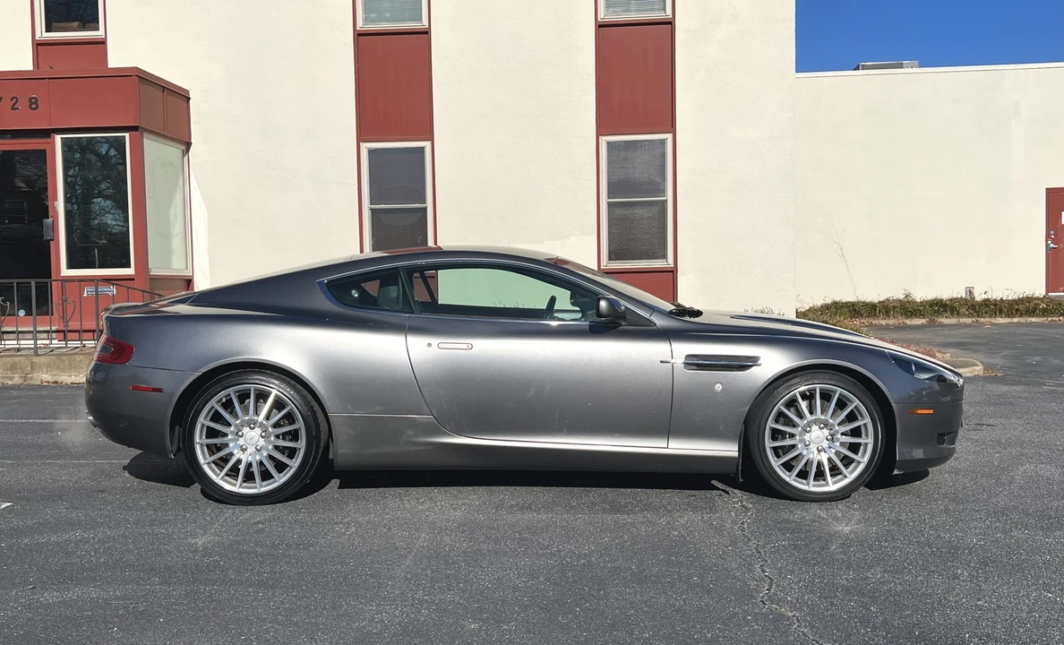 2005 Aston Martin DB9 - Image 23 of 31