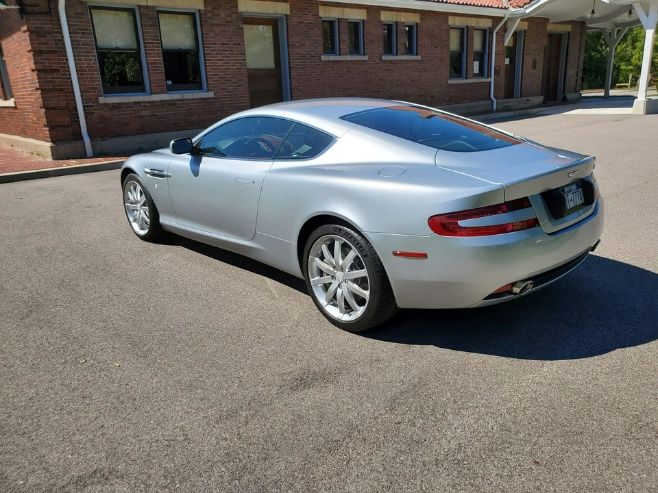 2005 Aston Martin DB9 - Image 8 of 31