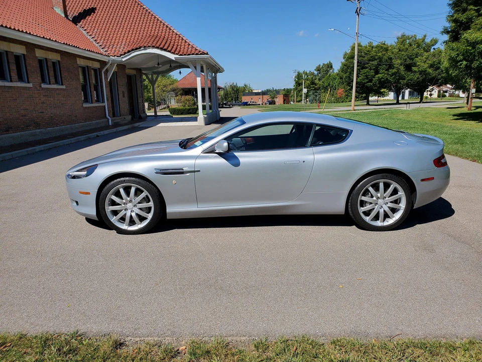 2005 Aston Martin DB9 - Image 9 of 31