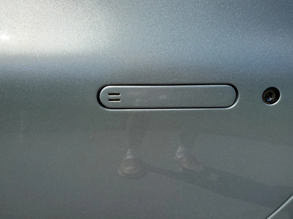 2005 Aston Martin DB9 - Image 23 of 31