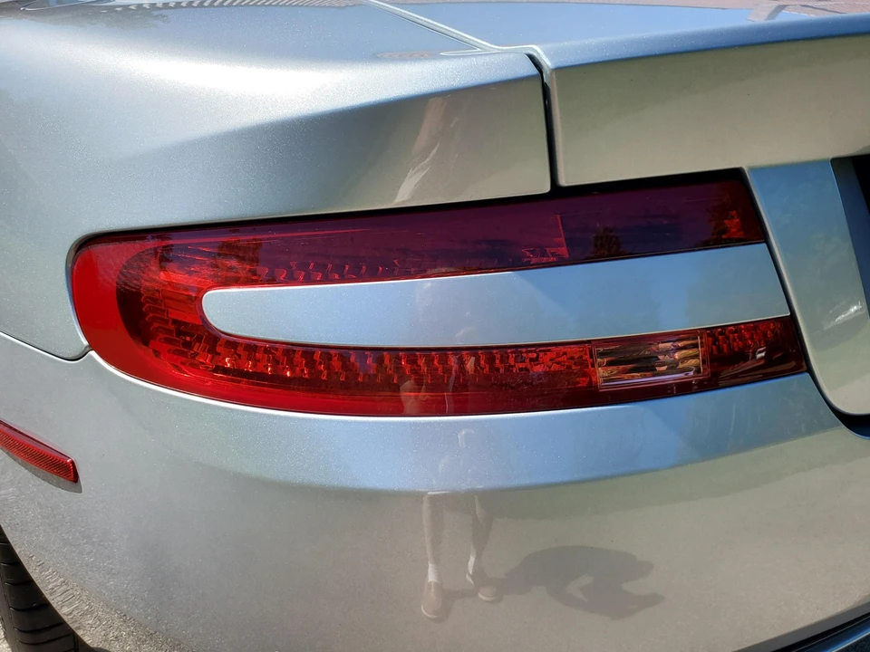 2005 Aston Martin DB9 - Image 16 of 31