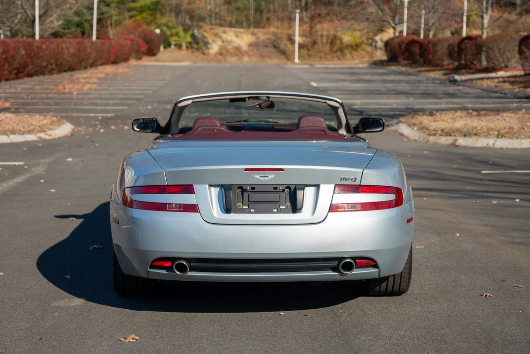 2005 Aston Martin DB9 - Image 16 of 31
