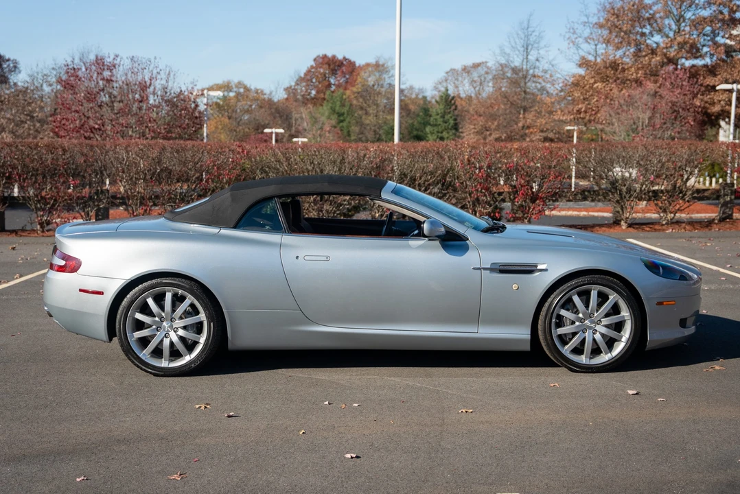 2005 Aston Martin DB9 - Image 27 of 31