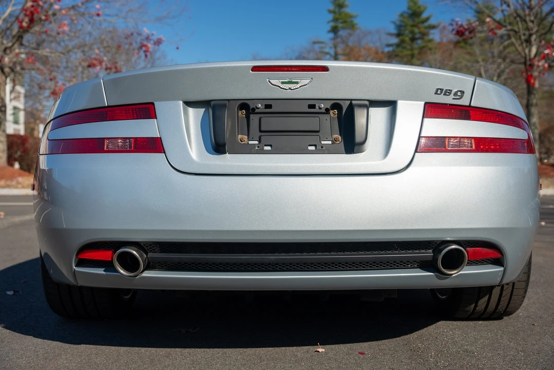 2005 Aston Martin DB9 - Image 14 of 31