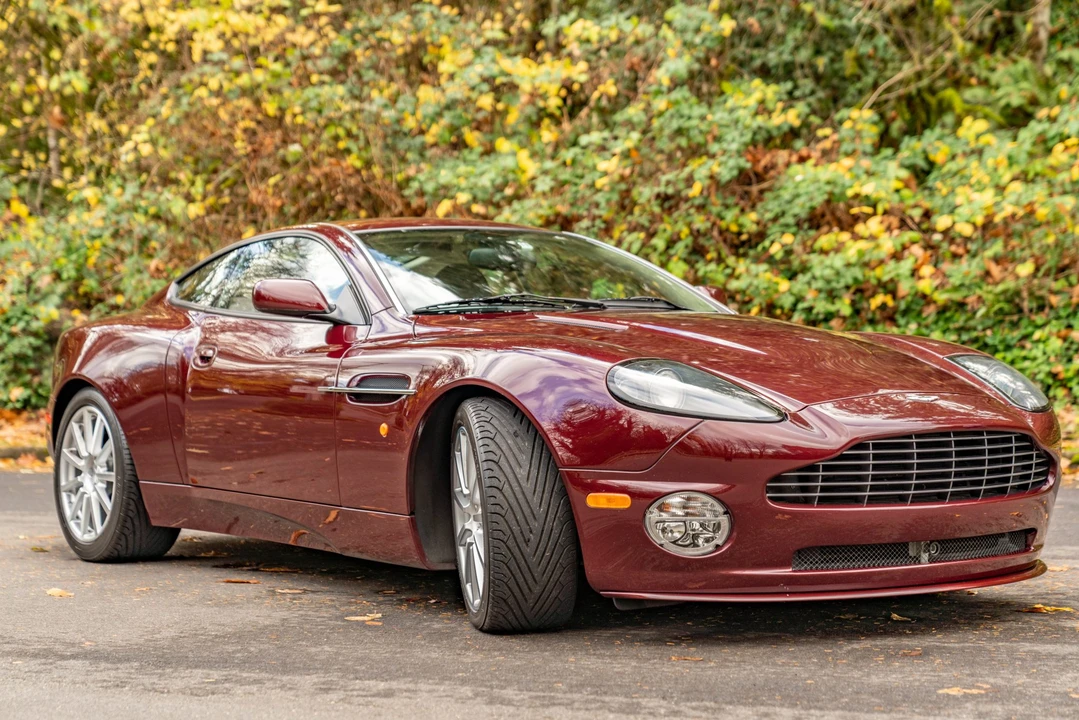 2005 Aston Martin Vanquish 1st Gen - Image 5 of 31