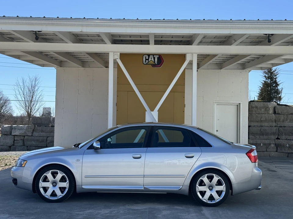 2005 Audi B6 S4 - Image 10 of 31