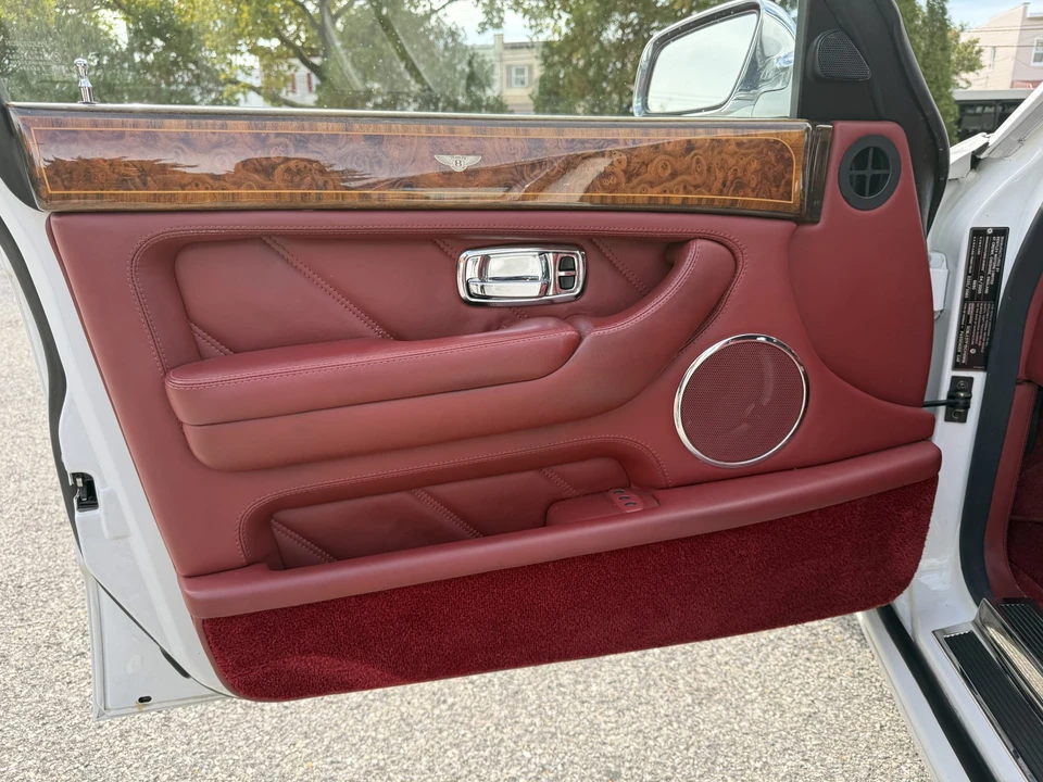 2005 Bentley Arnage R & RL - Image 26 of 31