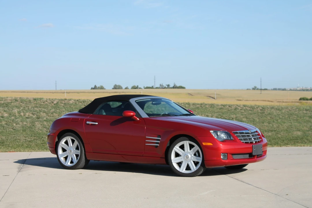 2005 Chrysler Crossfire - Image 16 of 31
