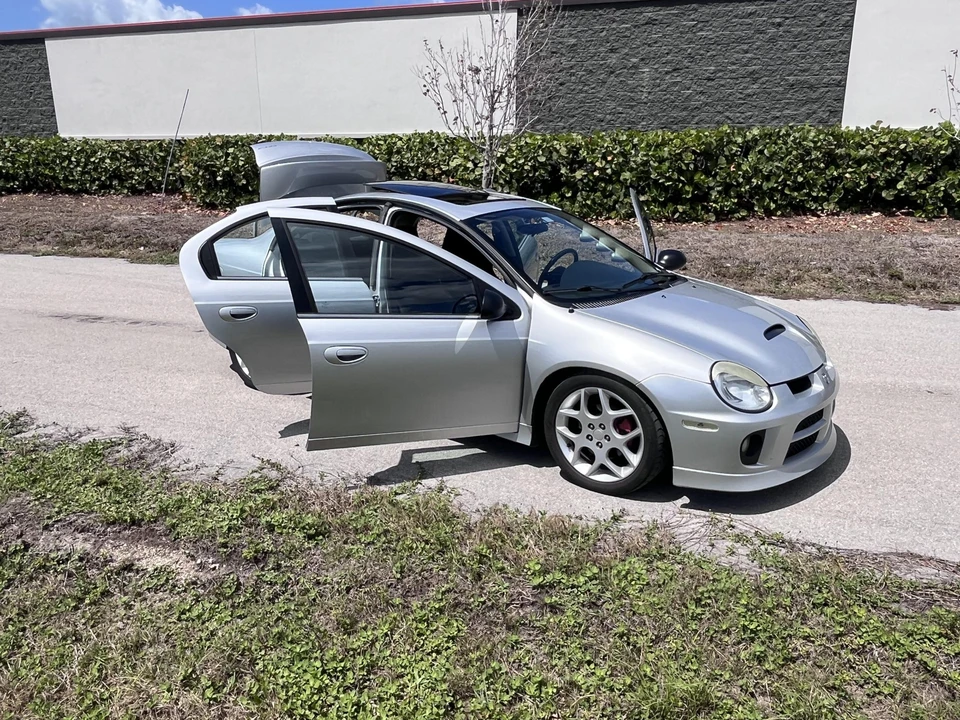 2005 Dodge Neon SRT-4 - Image 21 of 31