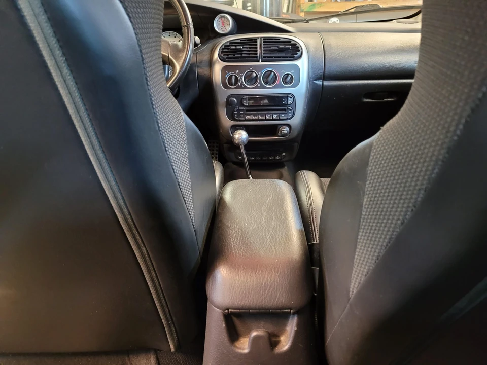 2005 Dodge Neon SRT-4 - Image 28 of 31