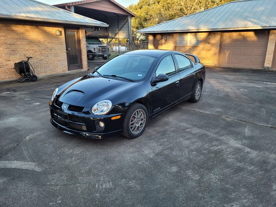 2005 Dodge Neon SRT-4 - Image 2 of 31