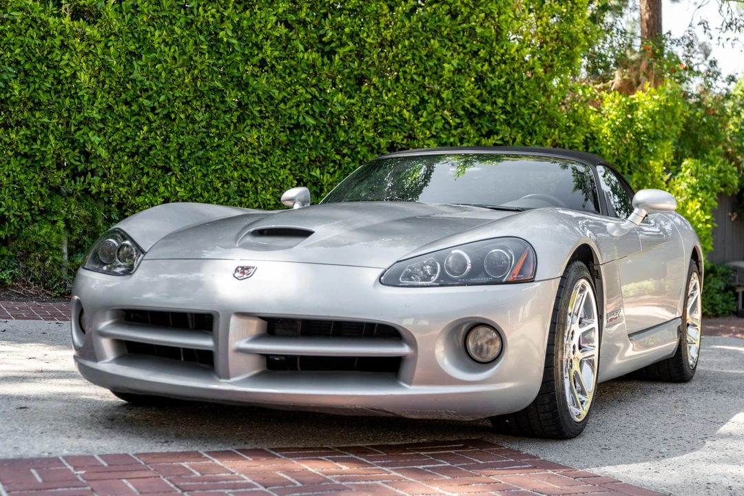 2005 Dodge Viper 2nd Gen - Image 2 of 31