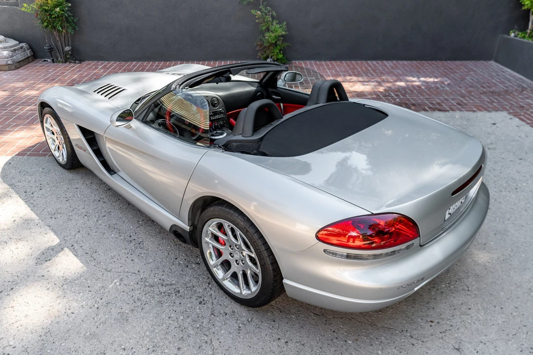2005 Dodge Viper 2nd Gen - Image 27 of 31