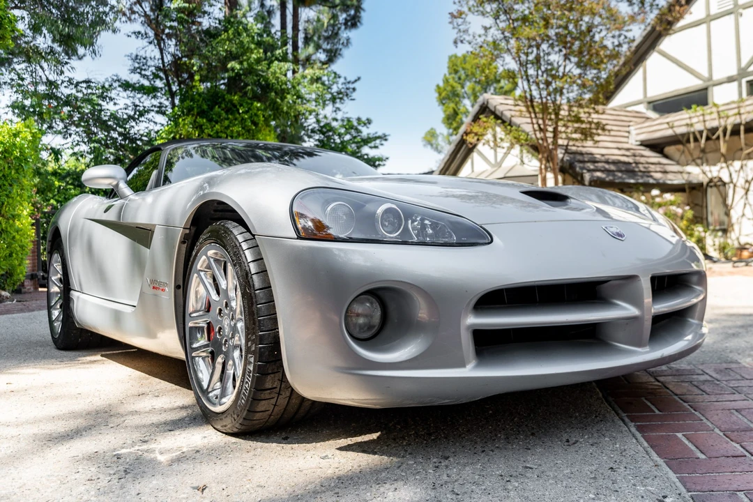 2005 Dodge Viper 2nd Gen - Image 16 of 31