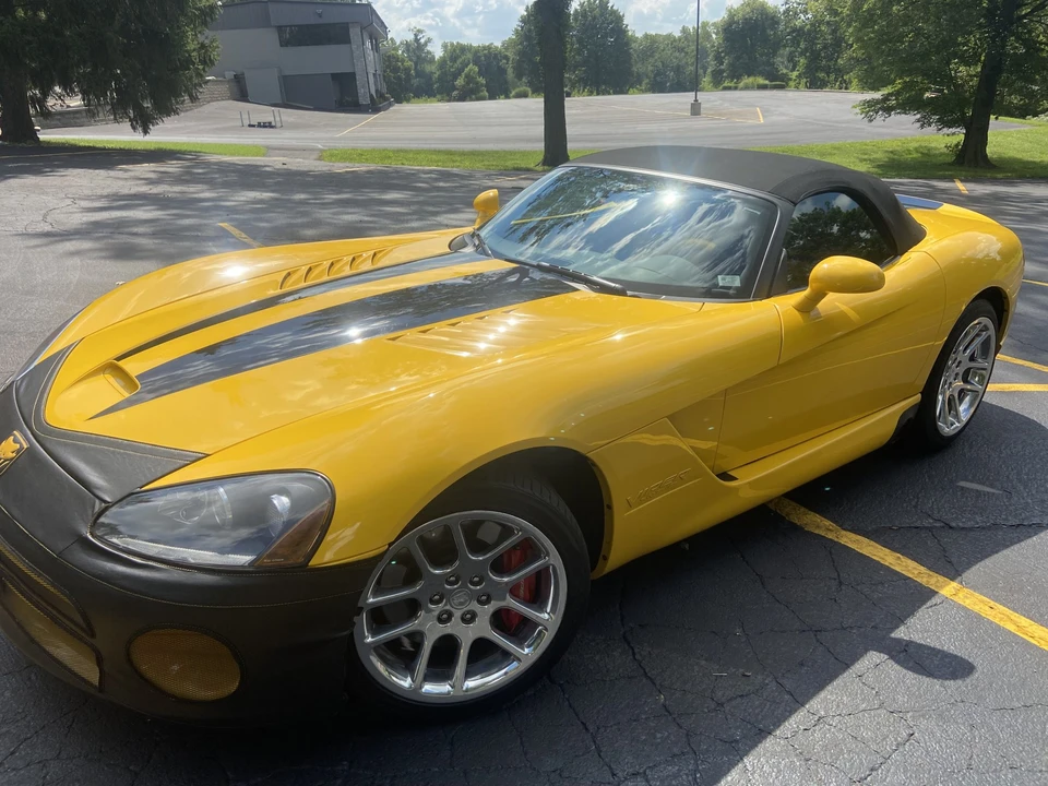 2005 Dodge Viper 3rd Gen - Image 5 of 31