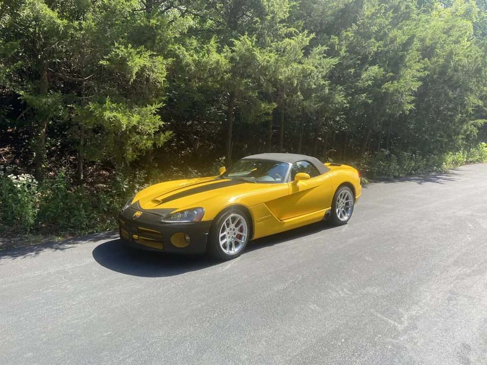 2005 Dodge Viper 3rd Gen - Image 6 of 31