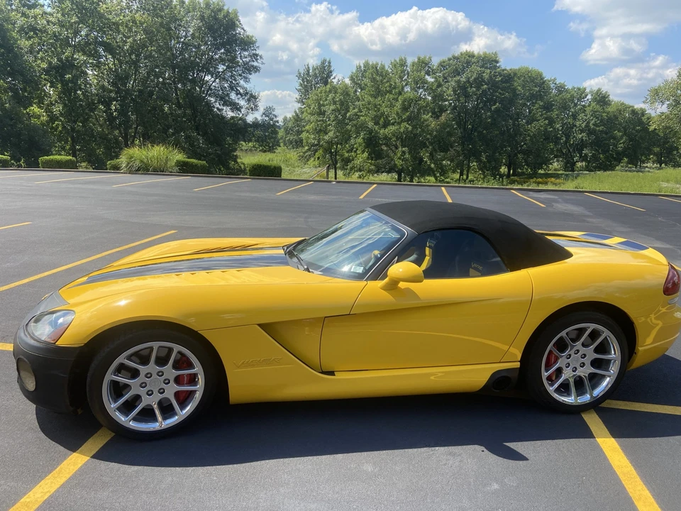 2005 Dodge Viper 3rd Gen - Image 4 of 31