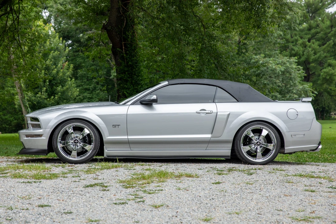 2005 Ford S197 Mustang GT - Image 19 of 31